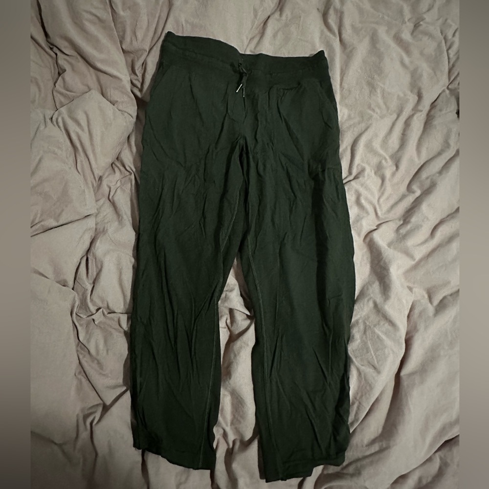 Lululemon cropped dance pants